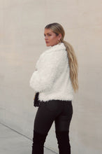 Load image into Gallery viewer, Faux Fur Coat (White)