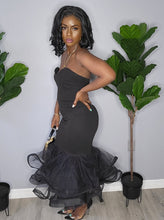 Load image into Gallery viewer, Dolled Up Dress (Black)
